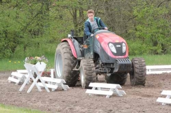 Frederik beim Aller Weser Turnier im Helfereinsatz